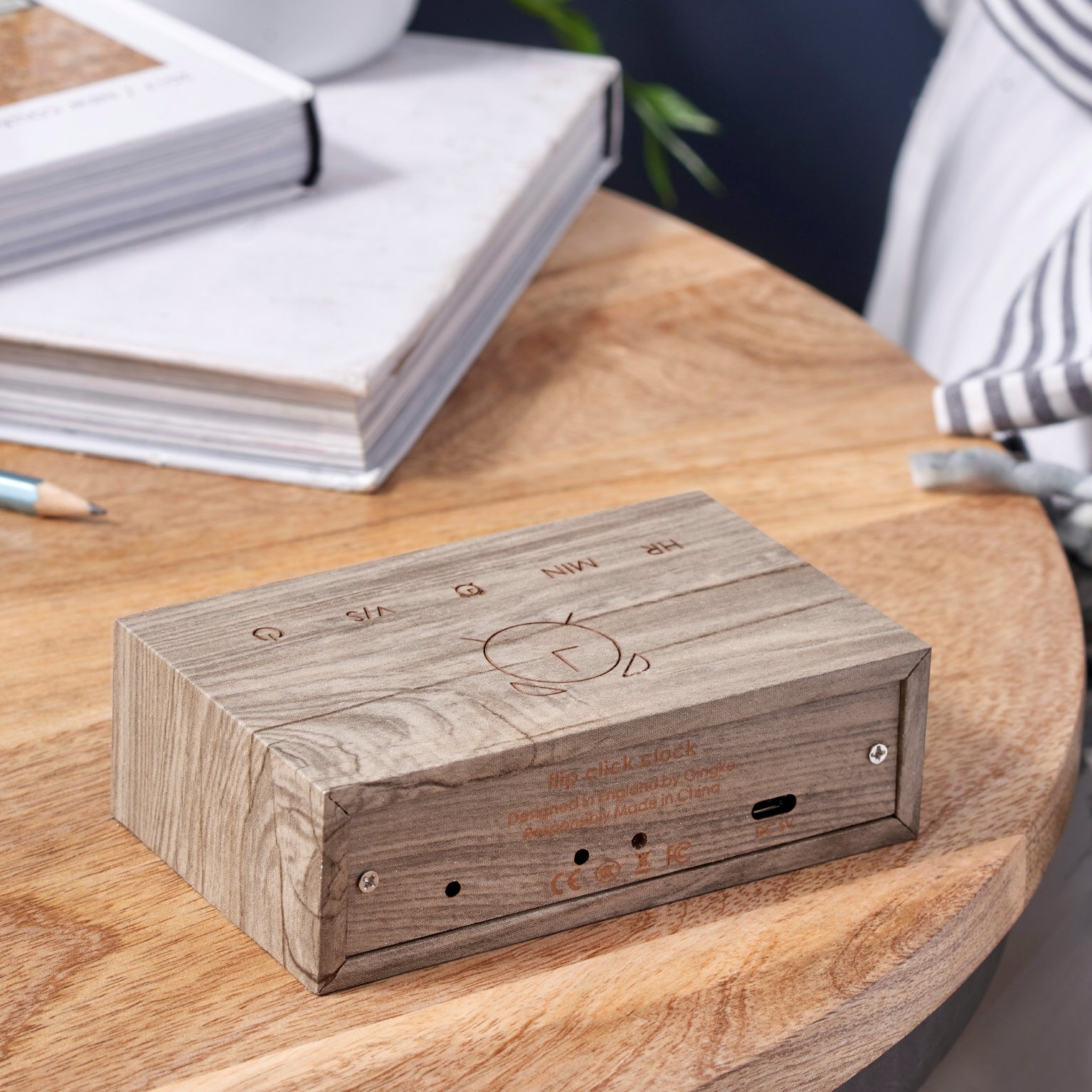 Gingko Flip Click Clock Wood