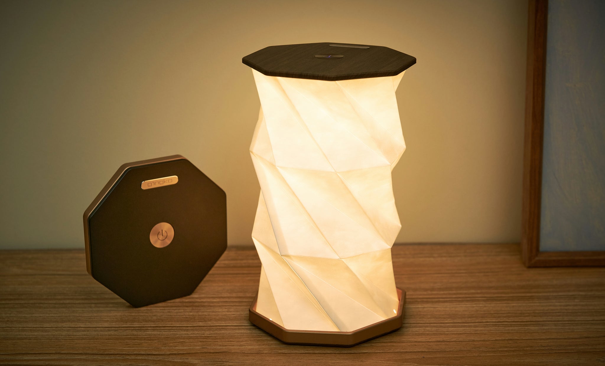 Gingko Twist Hexagon Lamp