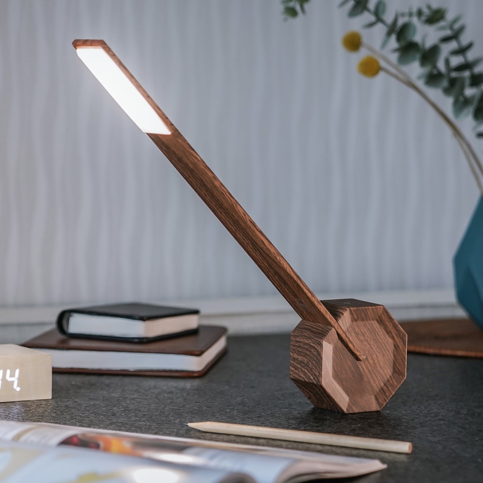 Gingko Octagon One Portable Desk Light, Cordless