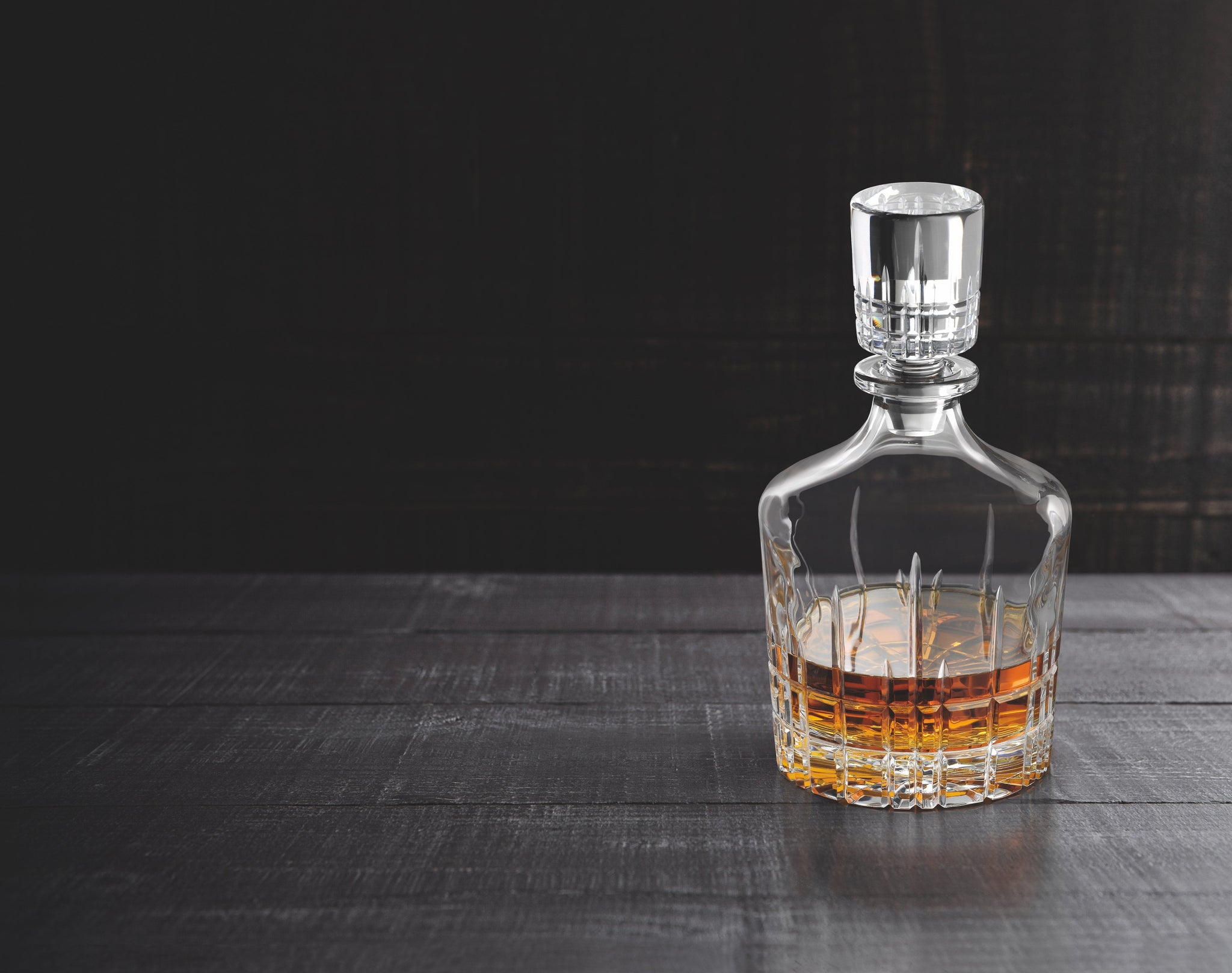 Spiegelau Perfect Serve Whisky Glass Set, 750ml Decanter + 6 Tumblers